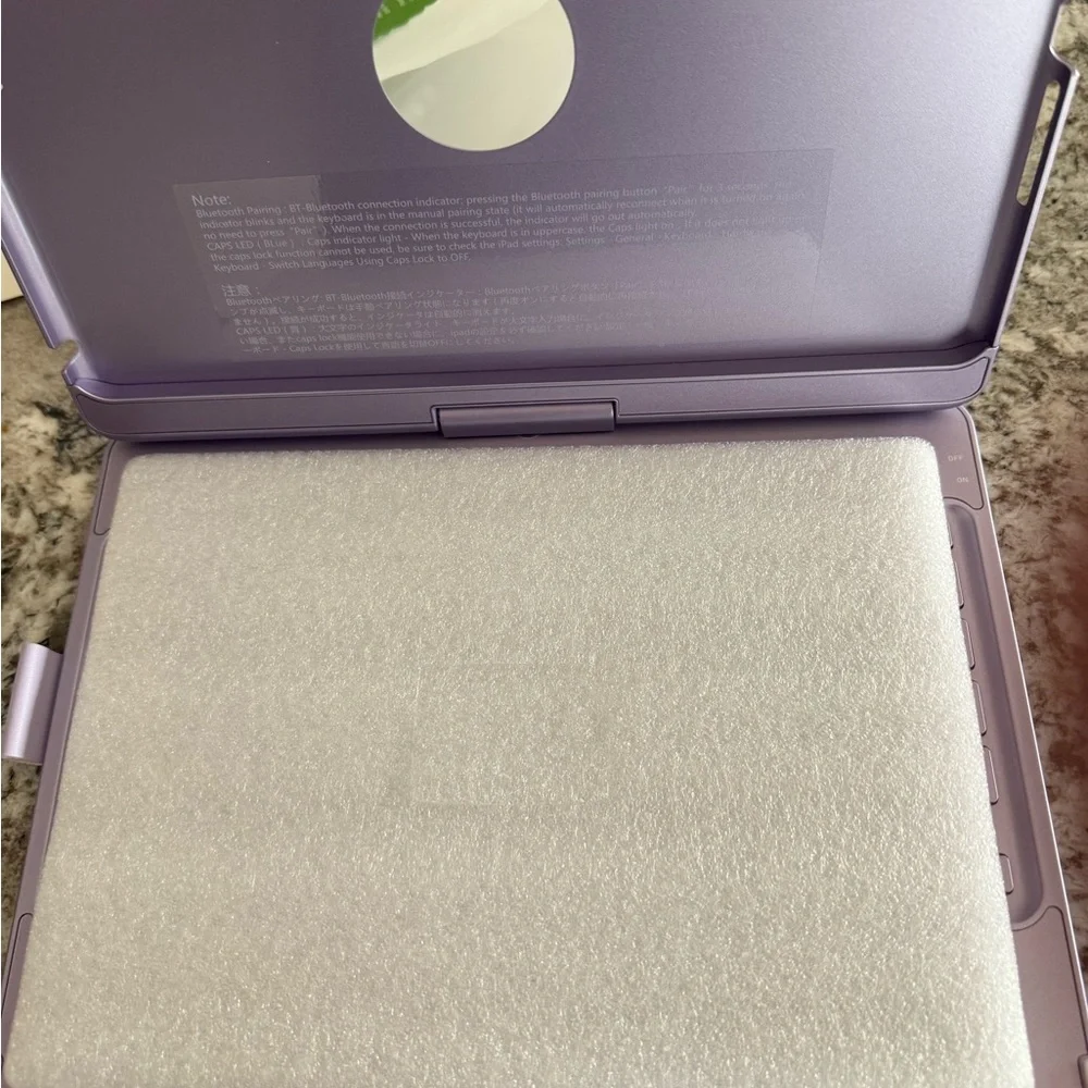 Light purple wireless keyboard and case new in box